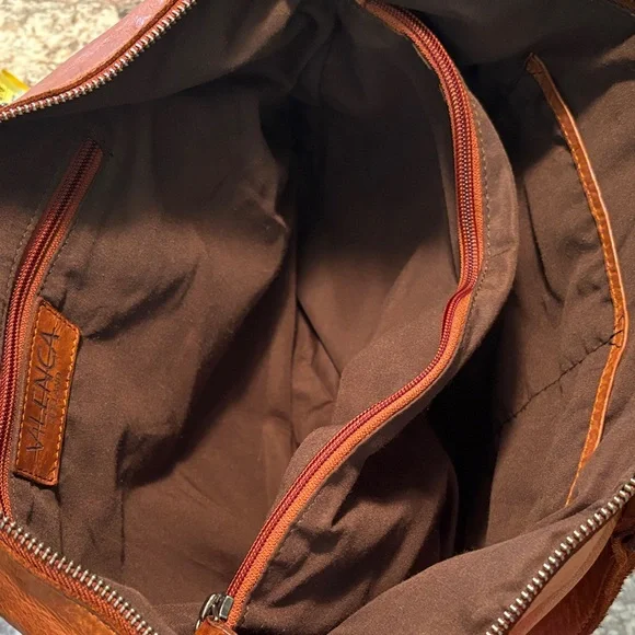 Elegant Brown Leather Tote Bag - Picture 6 of 9